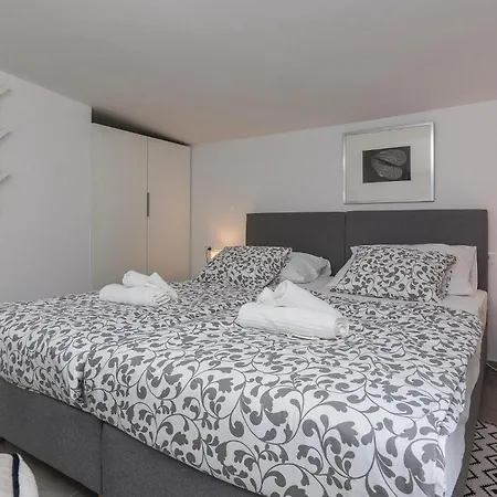 度假居 Beautiful In Mulo With Sauna